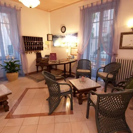Experia Hotell 3*