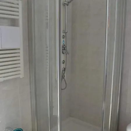 Hotell Experia 3*