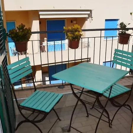 Experia ホテル 3*